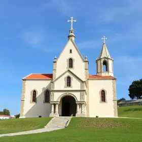 réplica da Capelinha das Aparições de Fátima
