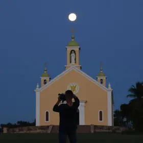 fotógrafo lua cheia coroando Nossa Senhora de Fátima Crato